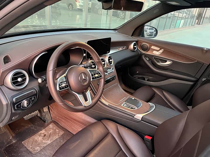Фото 5 - Mercedes-Benz GLC-Class
