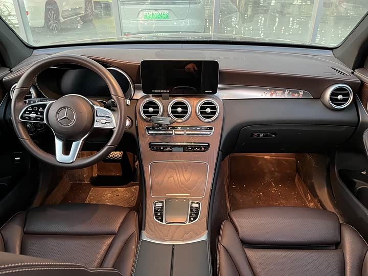 Фото 6 - Mercedes-Benz GLC-Class