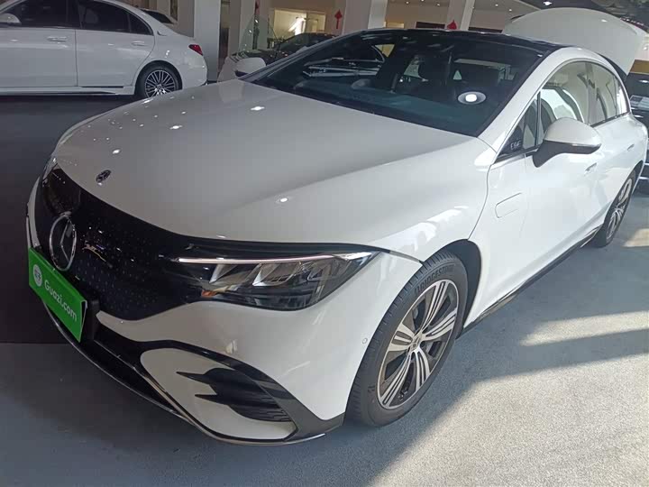 Фото 2 - Mercedes-Benz EQE