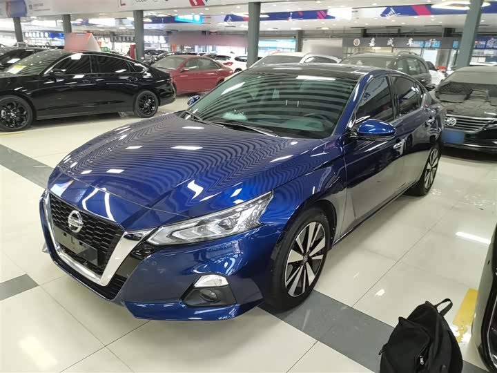 Фото 2 - Nissan Teana