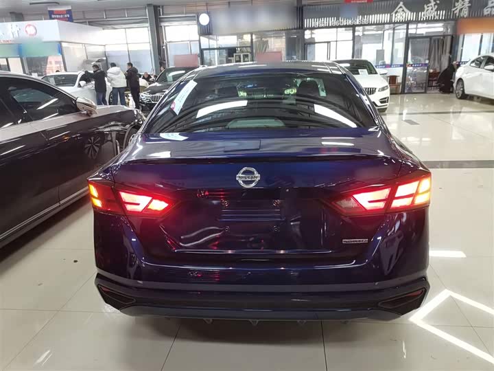 Фото 6 - Nissan Teana