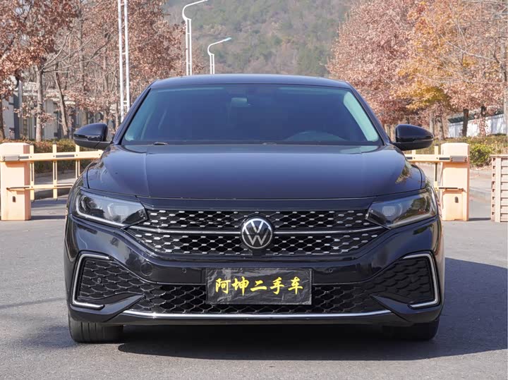 Фото 3 - Volkswagen Passat