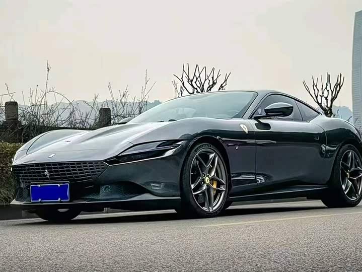 Фото 1 - Ferrari Roma