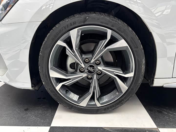 Фото 4 - Audi A3