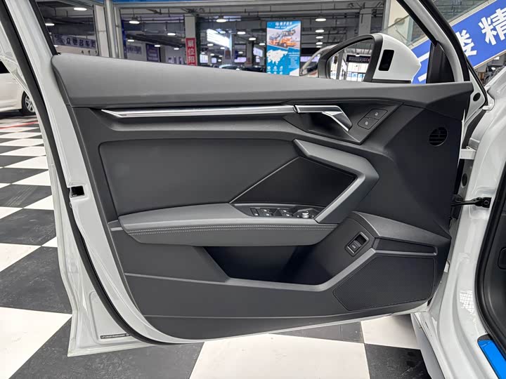 Фото 6 - Audi A3