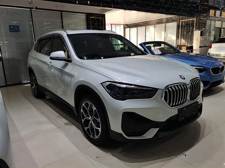 Фото 4 - BMW X1
