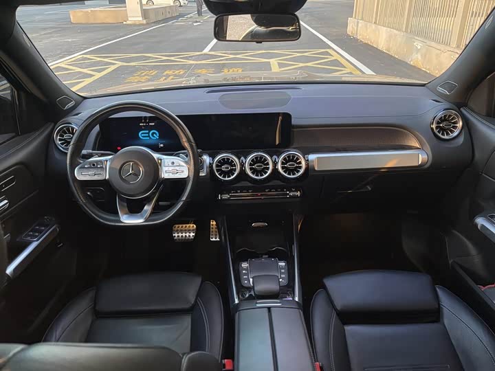 Фото 6 - Mercedes-Benz EQB