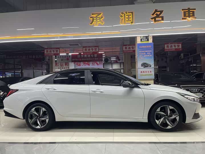 Фото 7 - Hyundai Elantra N line