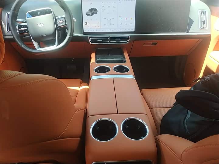 Фото 6 - LiXiang L9