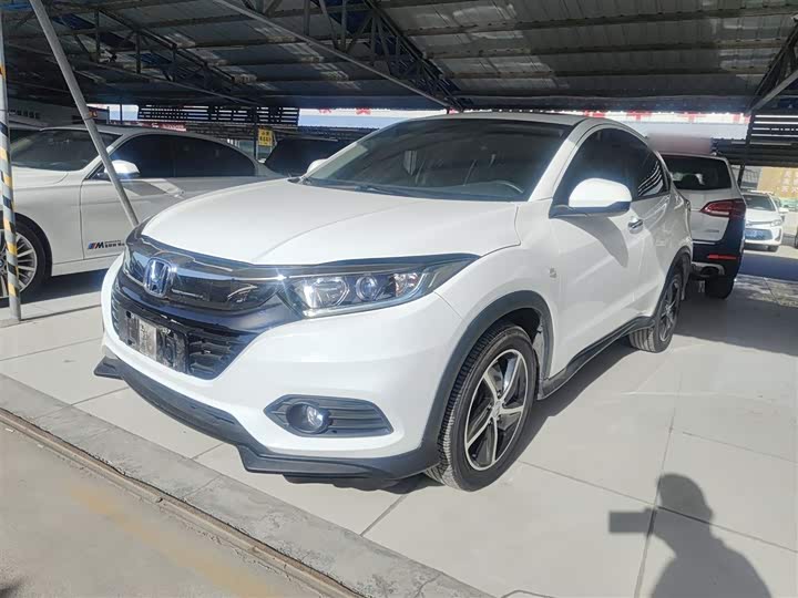 Фото 2 - Honda Vezel