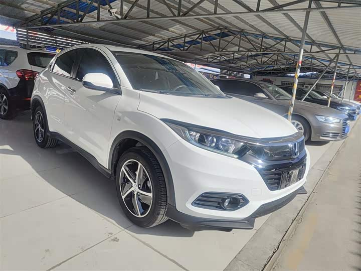 Фото 4 - Honda Vezel