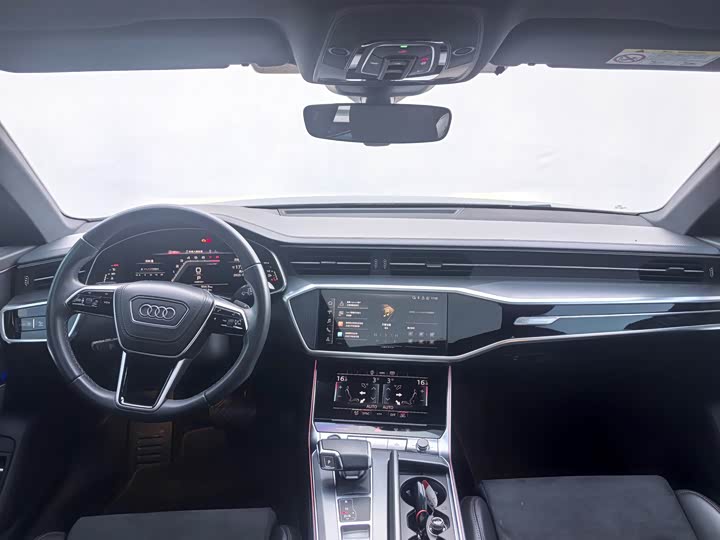 Фото 6 - Audi A6L