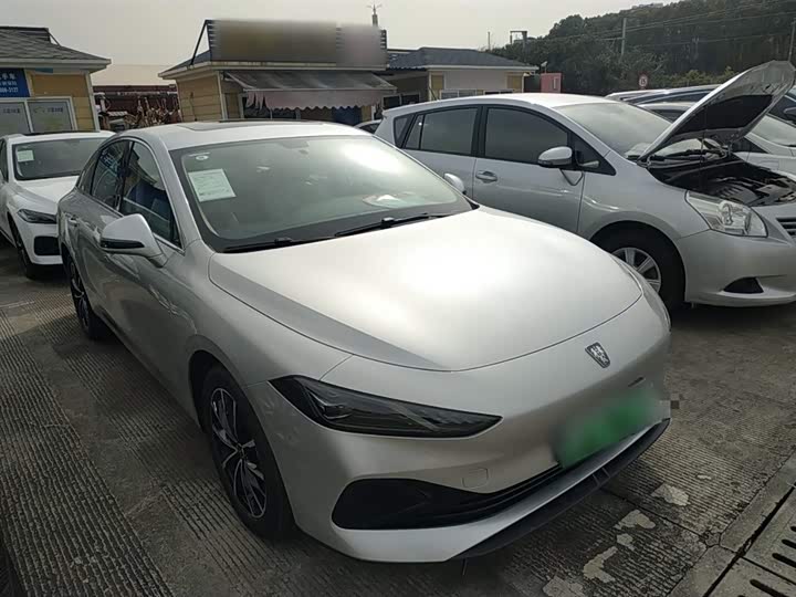 Фото 4 - Roewe D7
