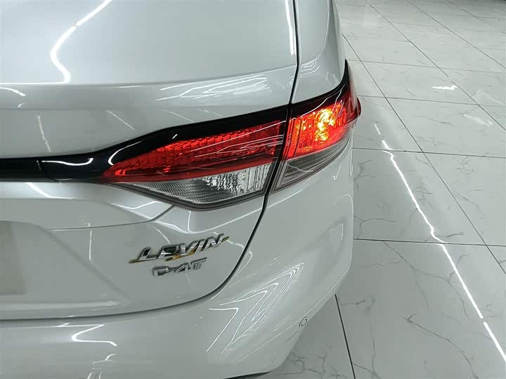 Фото 8 - Toyota Levin