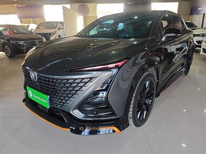 Фото 1 - Changan UNI-T