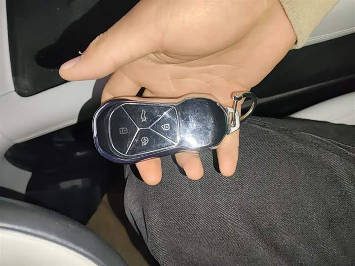 Фото 9 - XPeng G6