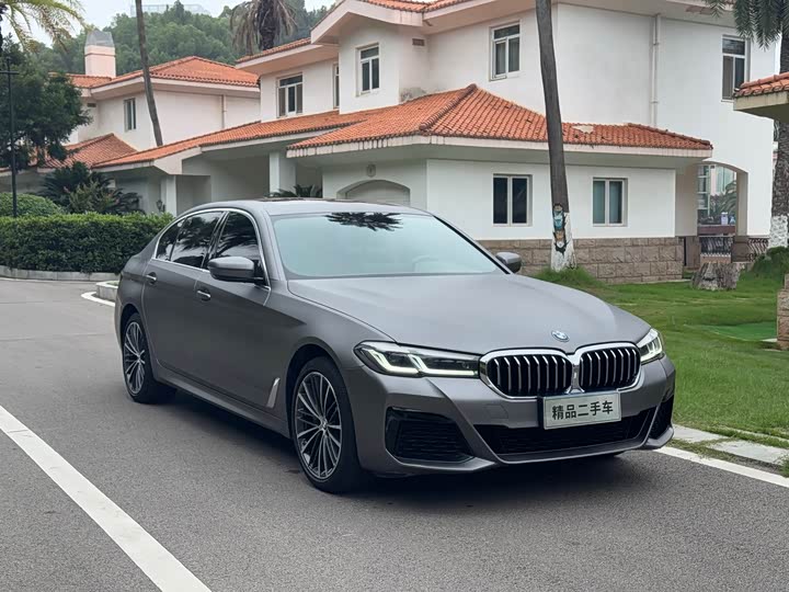 Фото 3 - BMW 5 Series