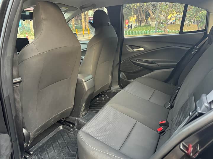 Фото 5 - Chevrolet Onix (Cavalier)