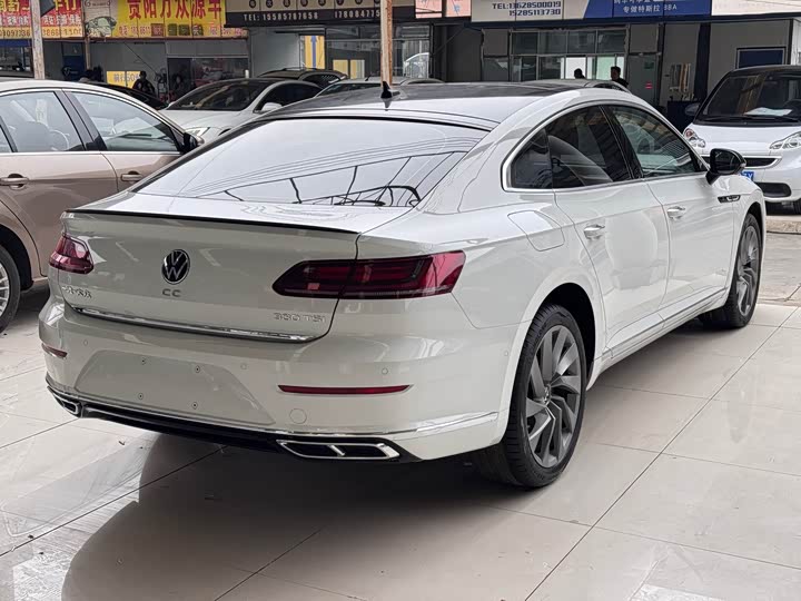 Фото 9 - Volkswagen CC