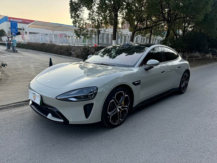 Фото 1 - Xiaomi SU7