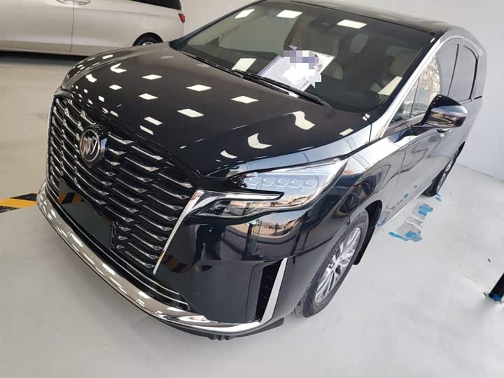 Фото 2 - Buick GL8 ES