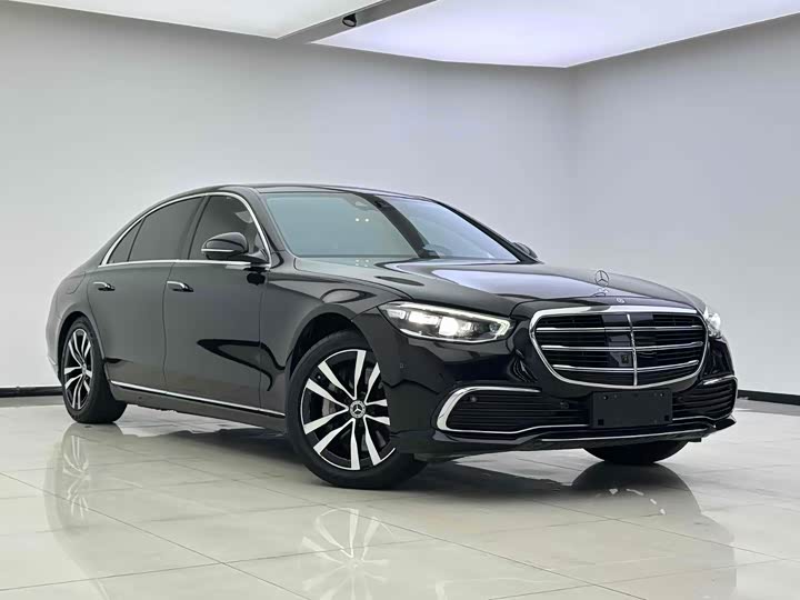 Фото 3 - Mercedes-Benz S-Class