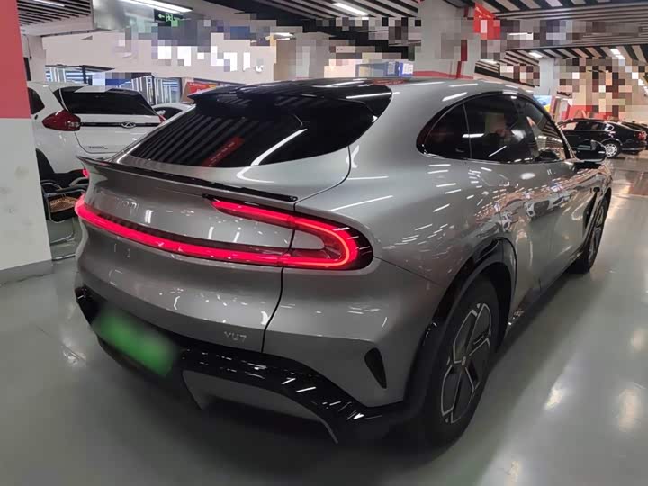 Фото 7 - Xiaomi YU7