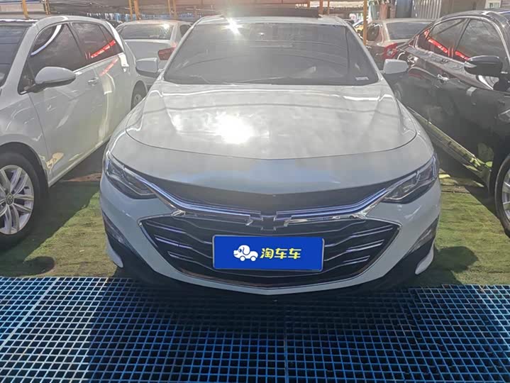 Фото 2 - Chevrolet Malibu XL