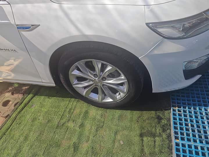 Фото 6 - Chevrolet Malibu XL