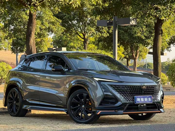 Фото 3 - Changan UNI-T