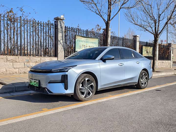 Фото 1 - Geely Galaxy L6