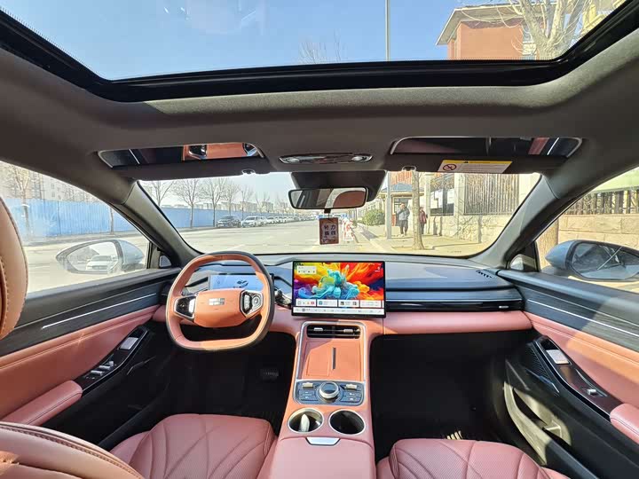 Фото 4 - Geely Galaxy L6