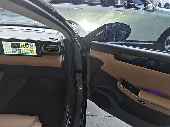 Фото 9 - Leapmotor C01