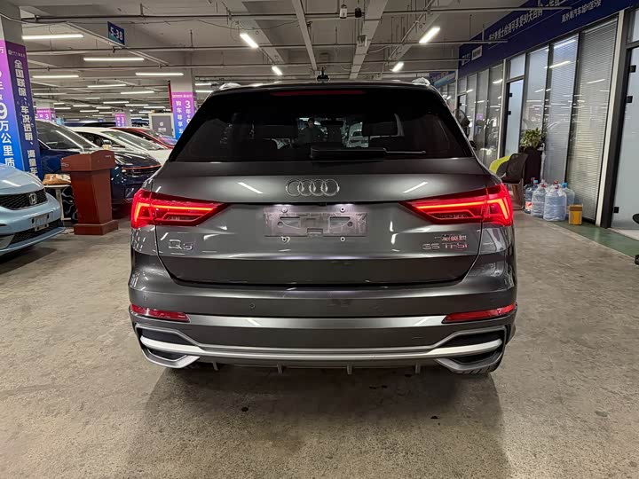Фото 5 - Audi Q3