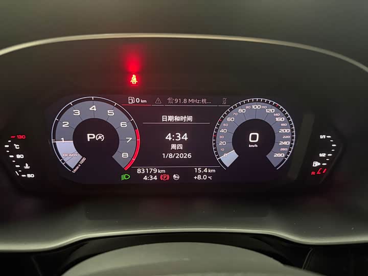 Фото 8 - Audi Q3