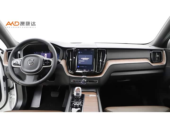 Фото 5 - Volvo XC60