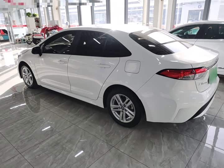 Фото 5 - Toyota Levin