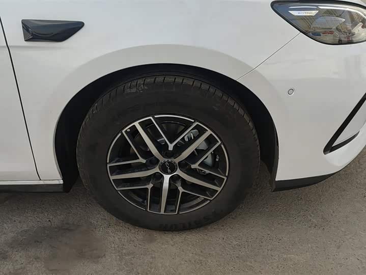 Фото 6 - BYD Seal 05 DM-i Hybrid