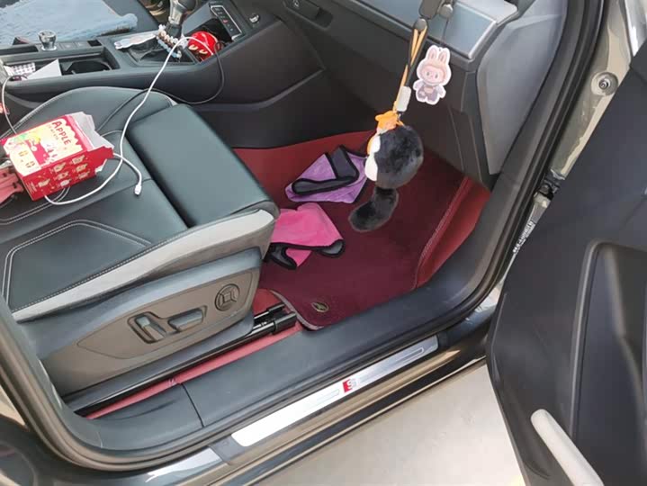 Фото 8 - Audi Q3