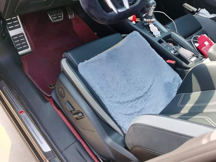 Фото 9 - Audi Q3