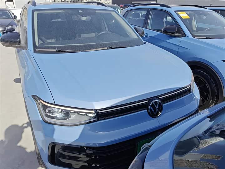 Фото 3 - Volkswagen Tharu