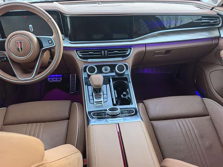 Фото 8 - Hongqi H9