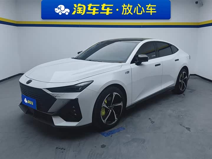 Фото 1 - Changan UNI-V Hybrid