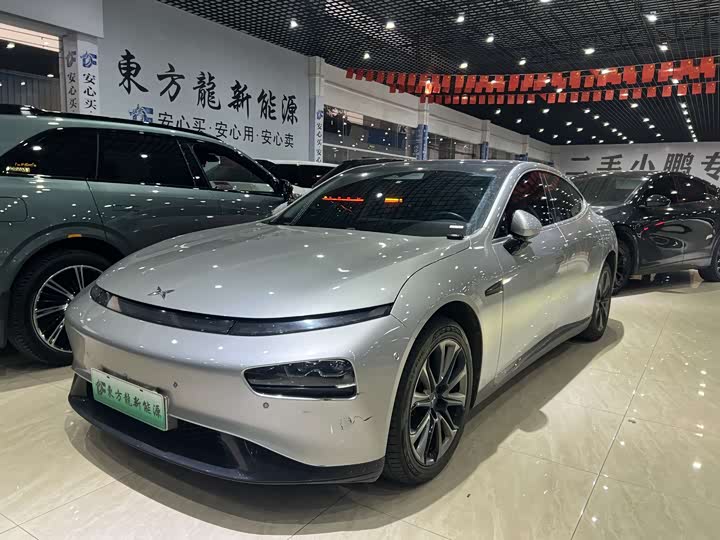 Фото 2 - XPeng P7