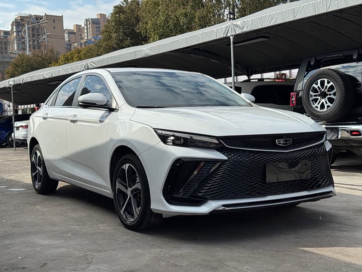 Фото 3 - Geely Emgrand L