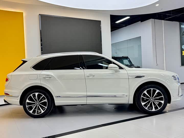 Фото 4 - Bentley Bentayga