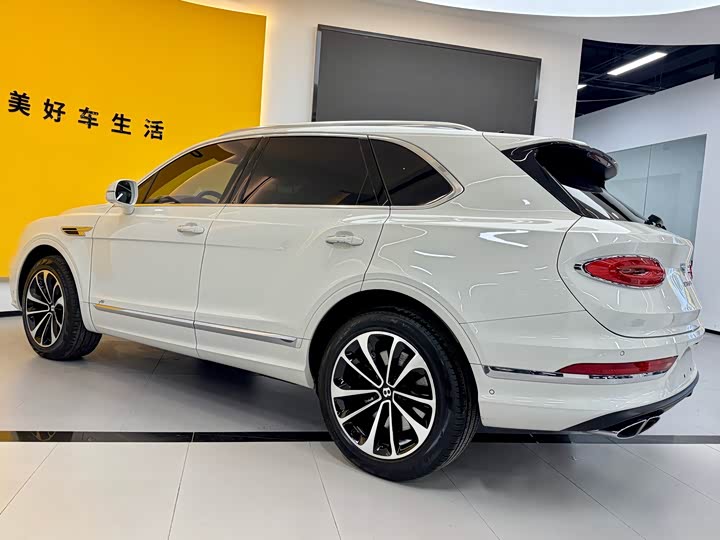 Фото 5 - Bentley Bentayga
