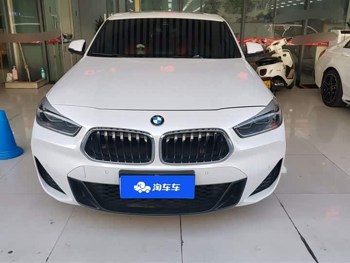 Фото 2 - BMW X2