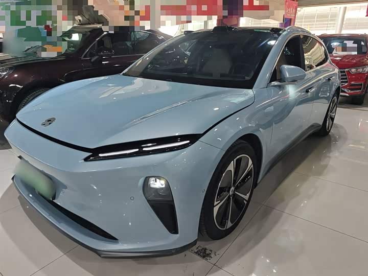 Фото 1 - Nio ET5T