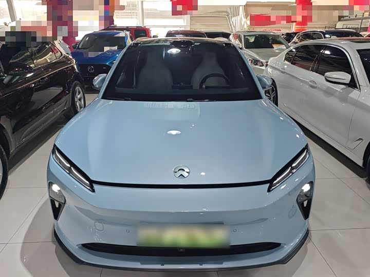 Фото 3 - Nio ET5T